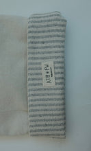 Load image into Gallery viewer, cosmic clutch